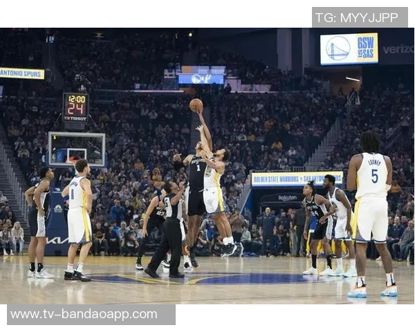 NBA赛事分析骑士轻松战胜勇士森林狼击败快船独行侠阻击火箭 NBA赛事分析骑士轻松战胜勇士森林狼击败快船独行侠阻击火箭