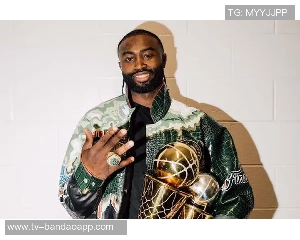 生涯年杰伦布朗21场达成赛季600分100板100助创队史最快纪录