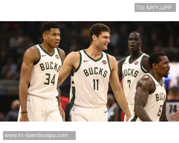 雄鹿队唯一关注后卫卡梅隆托马斯的球队引发热议