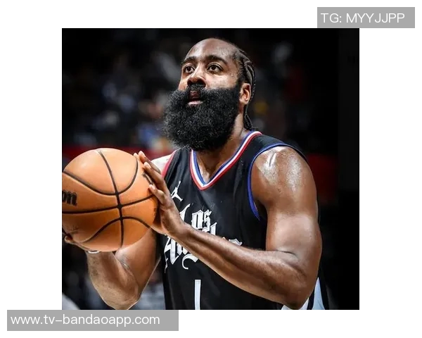 哈登：年轻时总觉得来日方长现在我确实意识到打球的年头不多了